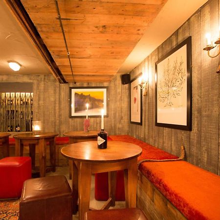 The Crown And Sceptre Hotel London Exterior photo